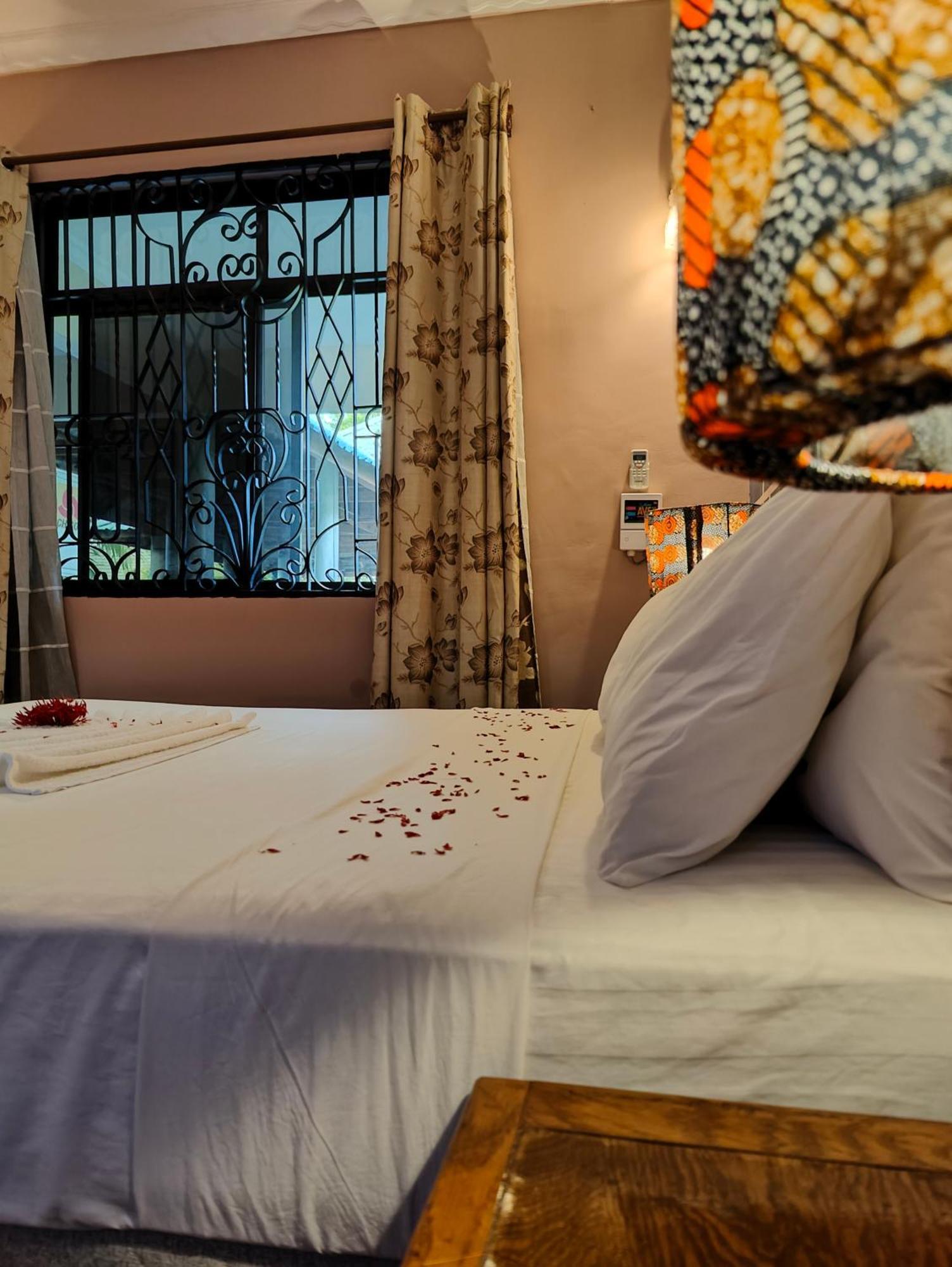 Paradiso Hotels & Resorts دار السلام المظهر الخارجي الصورة